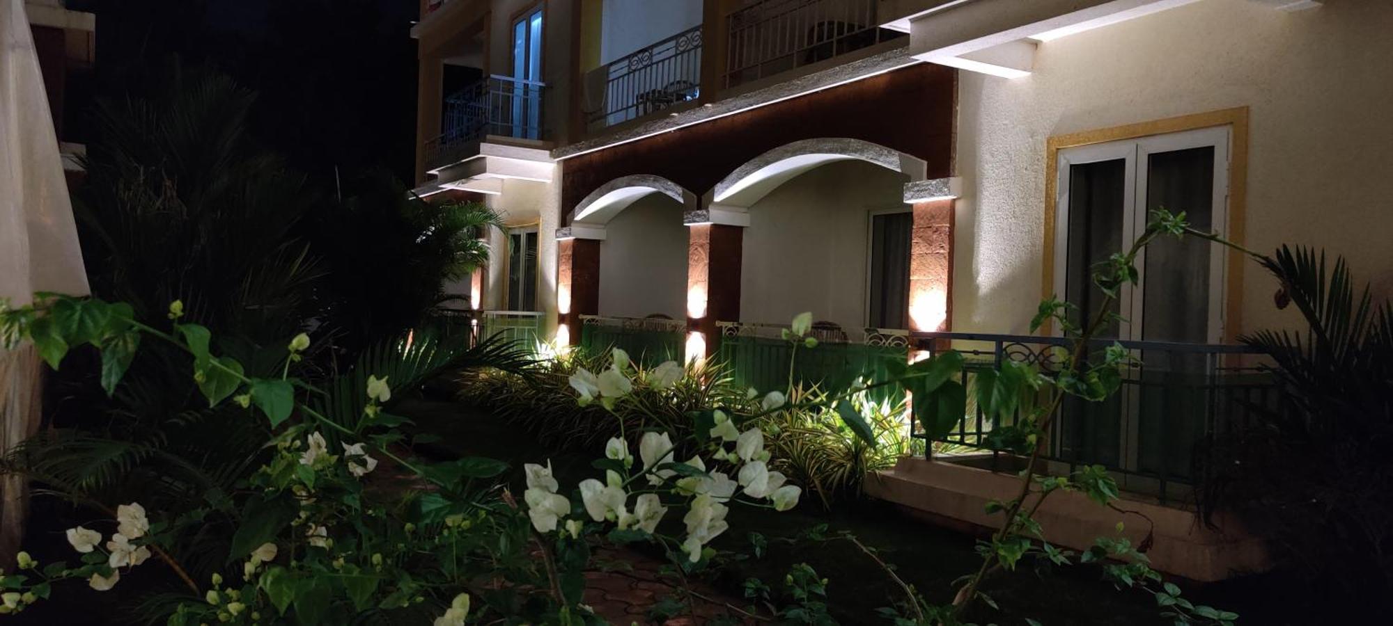Passions De Goa Hotel Anjuna Exterior photo