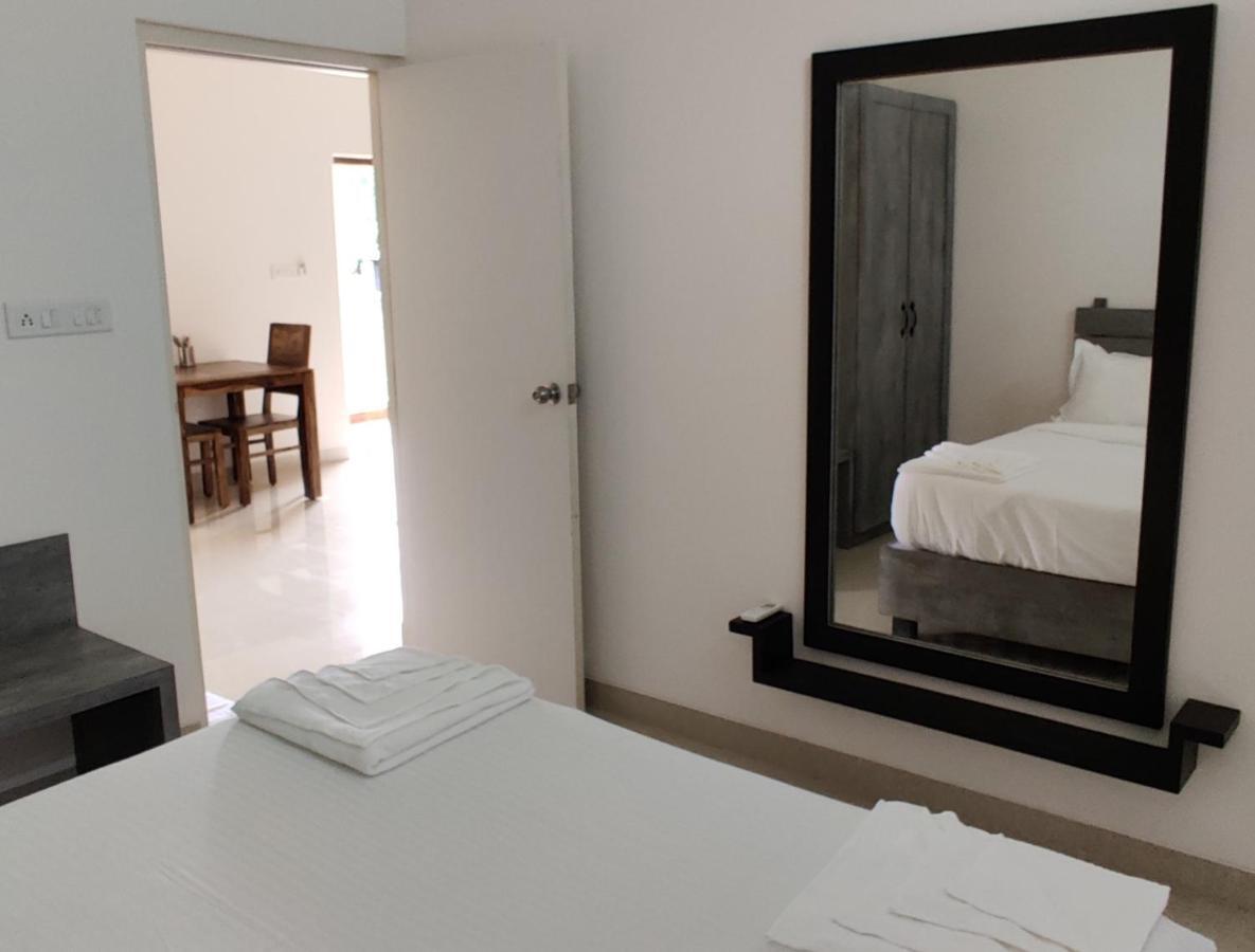 Passions De Goa Hotel Anjuna Exterior photo