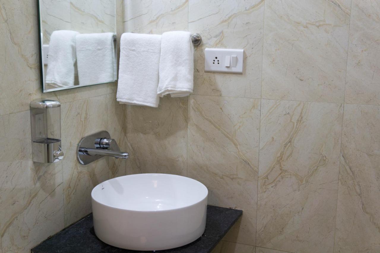 Passions De Goa Hotel Anjuna Exterior photo